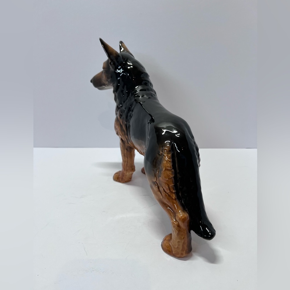 Vintage Goebel Standing German Shepherd Dog Figurine 30022-38 - Picture 6 of 16